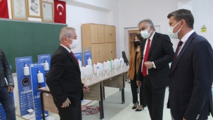 1000 Okul Projesi kapsamında Iğdır'da dezenfektan ve kolonya üretiliyor.