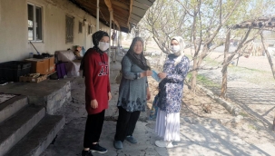     125. YIL ANADOLU  LİSESİ ÖĞRETMENLERİNDEN ÖRNEK DAVRANIŞ.