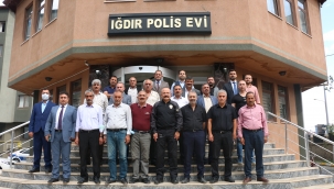         IĞDIR EMNİYETİ MAHALLE MUHTARLARI İLE BULUŞTU