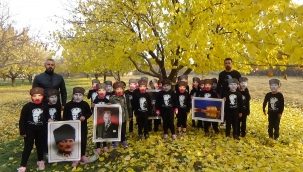 ATATÜRK'Ü KAYSI BAHÇESİNDE ANDILAR