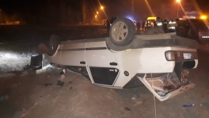   OTOMOBİL ÇALAN HIRSIZLAR ARAÇLA KAZA YAPIP KAÇTILAR