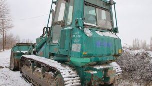 İŞ MAKİNASINDAN YAKIT ÇALAN ŞAHISLAR YAKALANDI