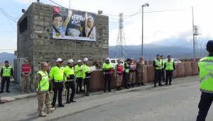 BAYRAMINIZ KEMERLİ OLSUN' UYGULAMASINDA BABASINI DENETLEDİ