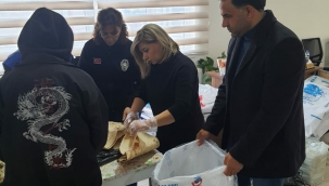 IĞDIR'DAN DEPREMZEDELERE 61 TIR YARDIM GÖNDERİLDİ   