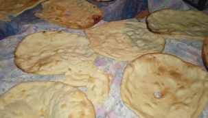             IĞDIR'DAN DEPREMZEDELERE LAVAŞ EKMEĞİ GÖNDERİLİYOR