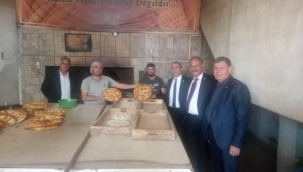 İYİ PARTİ MİLLETVEKİLİ ADAYI PROF.DR. KEREM KARABULUT,SEÇİM ÇALIŞMALARINI SÜRDÜRÜYOR.