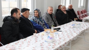  BELEDİYE BAŞKAN ADAYI ÜLKÜ ÖCAL HER YERDE 