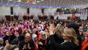 8 MART KADINLAR GÜNÜNDE ÜLKÜ ÖCAL'A BÜYÜK İLGİ