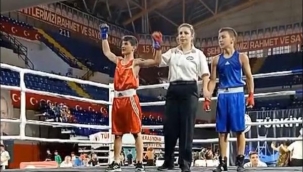 IĞDIRLI BOKSORLER ŞAMPİYONLUK İÇİN YARIŞIYOR