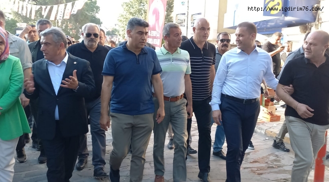  Milletvekili Cantürk Alagöz ve Ak partililerden İşçilere Destek