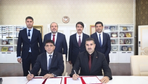 IĞDIR CUMHURİYET BAŞSAVCILIĞI İLE IĞDIR ÜNİVERSİTESİ ARASINDA DENETİMLİ SERBESTLİK HİZMETLERİ ALANINDA İŞ BİRLİĞİ PROTOKOLÜ İMZALANDI