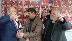  Gaziler Şeref Madalyalarını Çıkardı