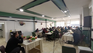 Iğdırlı Bayanlar Kuran-ı Kerimi Hatim Ediyorlar.