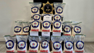 İran Plakalı Araçta 344 Kilogram 225 Gram Metamfetamin Ele Geçirildi.