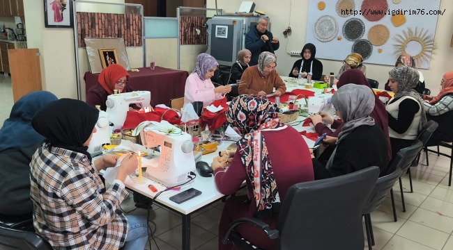  Iğdır'da Yöresel Kıyafetler Bez Bebeklerle Yaşatılıyor