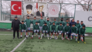 Site Telekom A.Ş. Iğdır Lokasyon Müdürü Güven Altun'dan Atatürk Mahallesi Spor Kulübü'ne destek