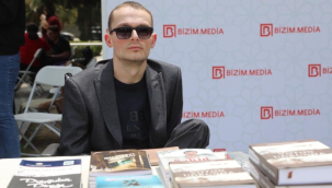 Etibar Həsənzadə Onur Belgesi ilə mükafatlandırıldı 