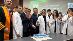 Iğdır Üniversitesi Diş Hekimliği Fakültesi'nde İlk Beyaz Önlük Heyecanı