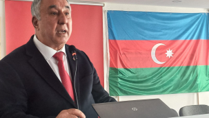 ÜNSAL'DAN ERMENİSTAN DA TÜRK VE AZERBAYCAN BAYRAĞININ YAKILMASINA TEPKİ