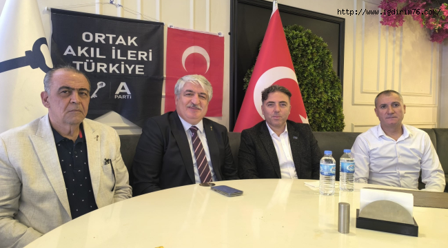   Anahtar Parti'den Öcalan'a Sert Tepki: "Kürt Gençlerini Öldüren, Kızların Irzına Geçen Bir Teröriste Kurucu Önderlik Payesi Verilemez"