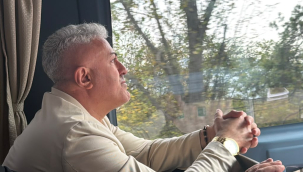 Türkiye'den Karabağ'a Giden Gazeteciler Şuşa'da Duygusal Anlar Yaşadı