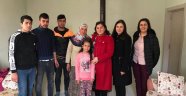 SEMA ÜNLÜ TUZLUCA'DA ŞEHİT AİLELERİNİ ZİYARET ETTİ 