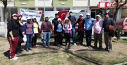 SOSYAL SORUMLULUK TOPLULUĞU "PARKINA SAHİP ÇIK" SLOGANIYLA ÇİM EKİMİ VE GÜL DİKİMİ YAPTI 
