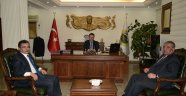 TİCARET BORSASI BAŞKANI SERHAT KUMTEPE VALİMİZİ ZİYARET ETTİ