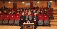 ÜNİVERSİTEMİZDE "FATALİZM FELSEFESİ VE KADER" KONULU KONFERANS DÜZENLENDİ 