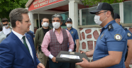 VALİ ENVER ÜNLÜ RAMAZAN BAYRAMI ÇERÇEVESİNDE POLİSLERİ ZİYARET ETTİ. 