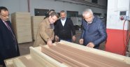VALİMİZ YILSAN KAPI FABRİKASINI ZİYARET ETTİ 